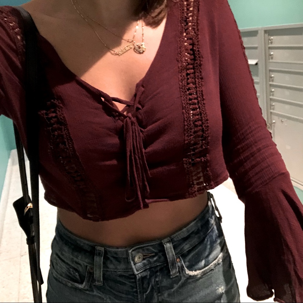 Cropped flare sleeve mulberry/wine top - Picture 4 of 4